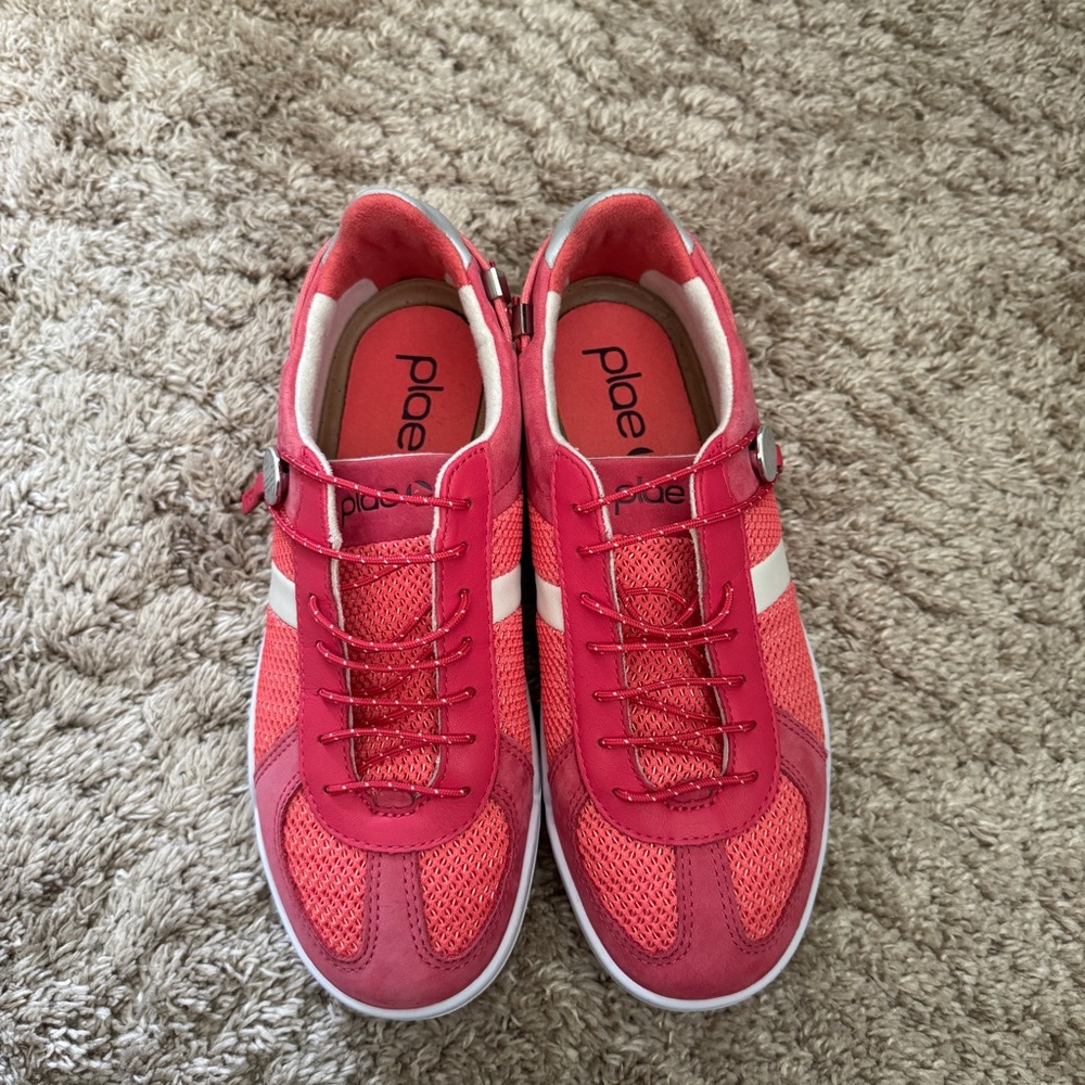 Plae Mulberry Pink Sneakers